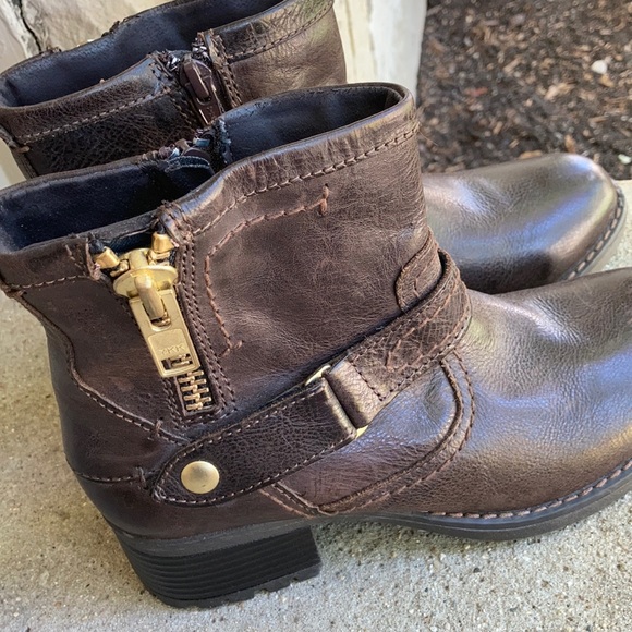 skechers boots size 7